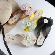 New style women's summer leisure flat bottoms wear Baotou sandals